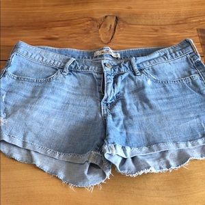 Light wash shorts